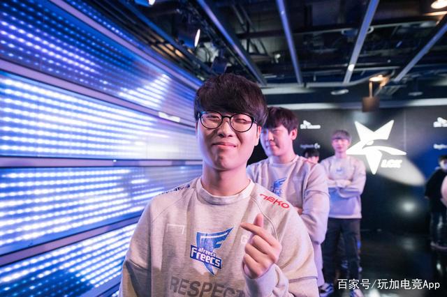 眼部严重受 眼部严重受