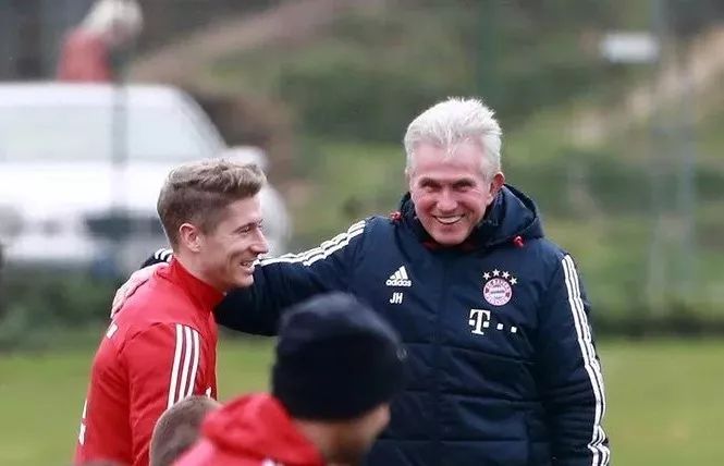 同时利用外 同时利用外